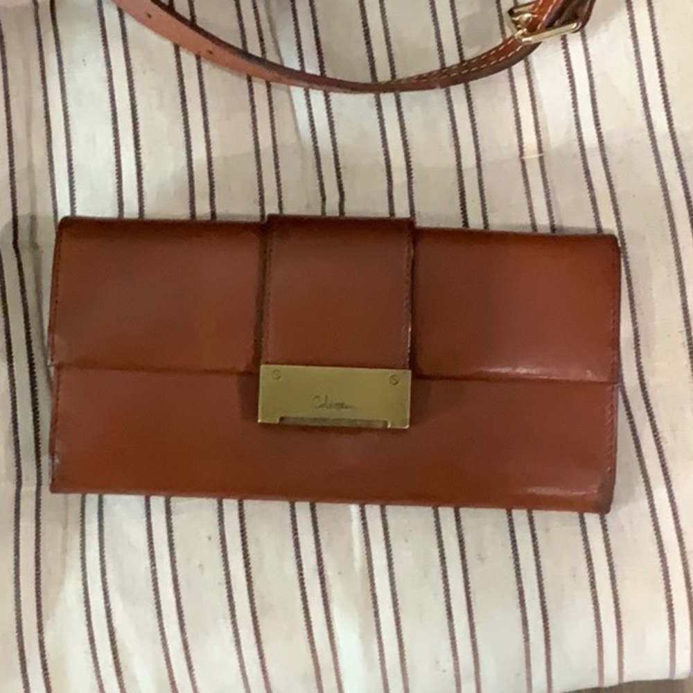 Cole Haan Brown Leather Wallet with Sleek Design